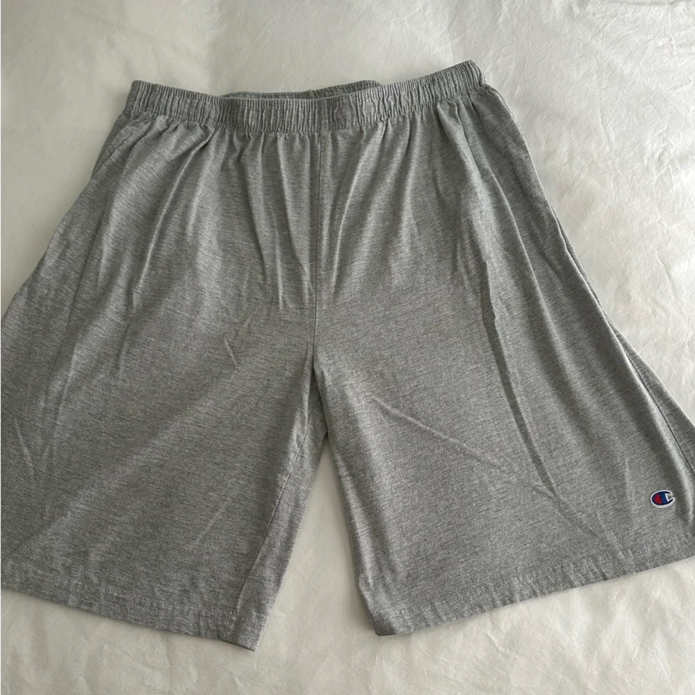 Champion Heather Gray Lounge Shorts, elastic waist w drawstring, pockets, XL T